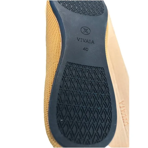 VIVAIA Aria Pointed Toe Ballet Flats Aria 5° Ginger Yellow Size 40  (US 9) NIB