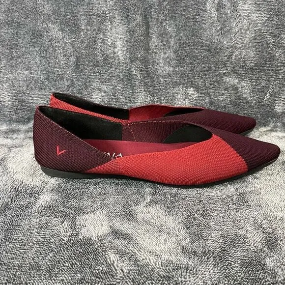 Vivaia Pointed- toe Ballet Flats women’s 8