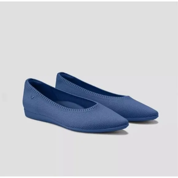 Vivaia Women’s Aria Walker Lightweight Pointed-Ballet Flats Vintage Blue Size 8