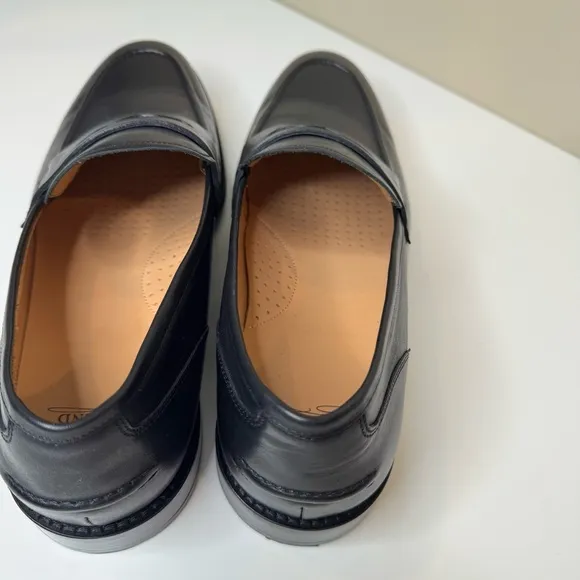 Warfield &amp; Grand Men's Stewart Black Loafers size 11.5 NWOT