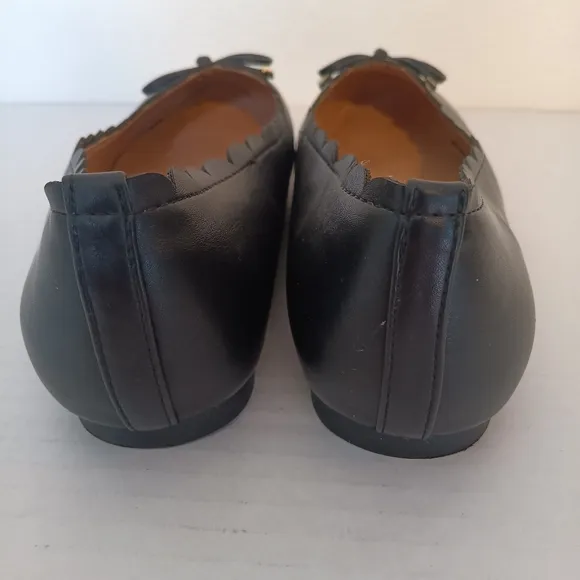 White Mountain Casi  Black Scalloped Ballet Flats US Size 9 1/2 Wide NWOB