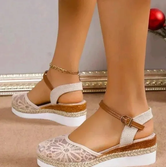 Women's Lace Breathable Mesh Bohemian Straw Woven Fairy Style Peep Toe Wedges