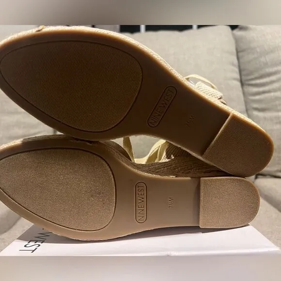 Women's nwt Nine West‎ frienda 2 wedge espadrilles! Size 7.5