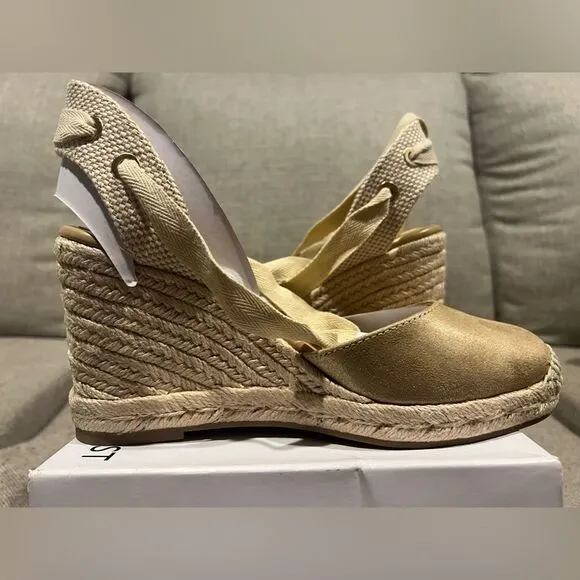 Women's nwt Nine West‎ frienda 2 wedge espadrilles! Size 7.5