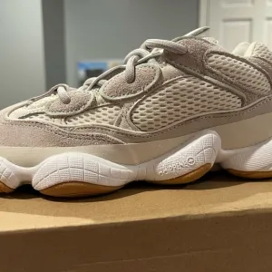 Yeezy Cream and White Sneakers with Chunky Silhouette