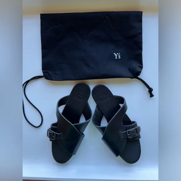 Yohji Yamamoto Sandals Semi-Gloss Tanned Leather Flat Black Size 6,5