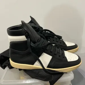 Yves Saint Laurent Signature Court Classic High Top Sneakers