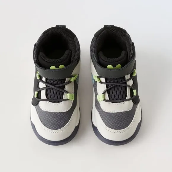 ZARA MICKEY MOUSE © DISNEY HIGH TOP SNEAKERS - Size 6.5 baby