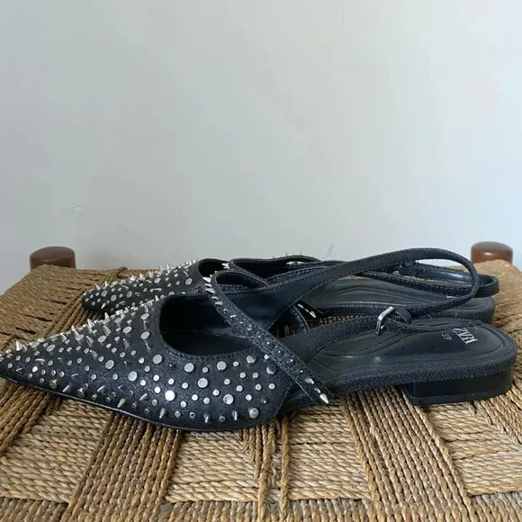 Zara Shoes Women’s 39 Studded Flats Pointed Toe Sling Back Black