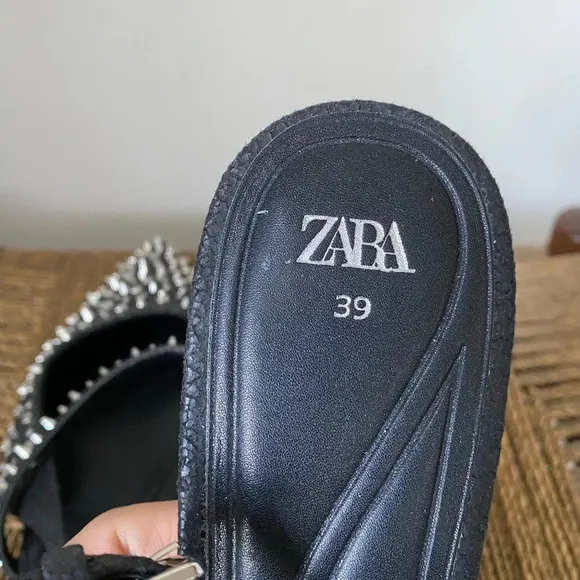 Zara Shoes Women’s 39 Studded Flats Pointed Toe Sling Back Black